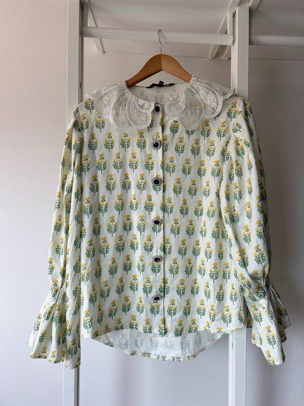 Knick Knack Floral Blouse