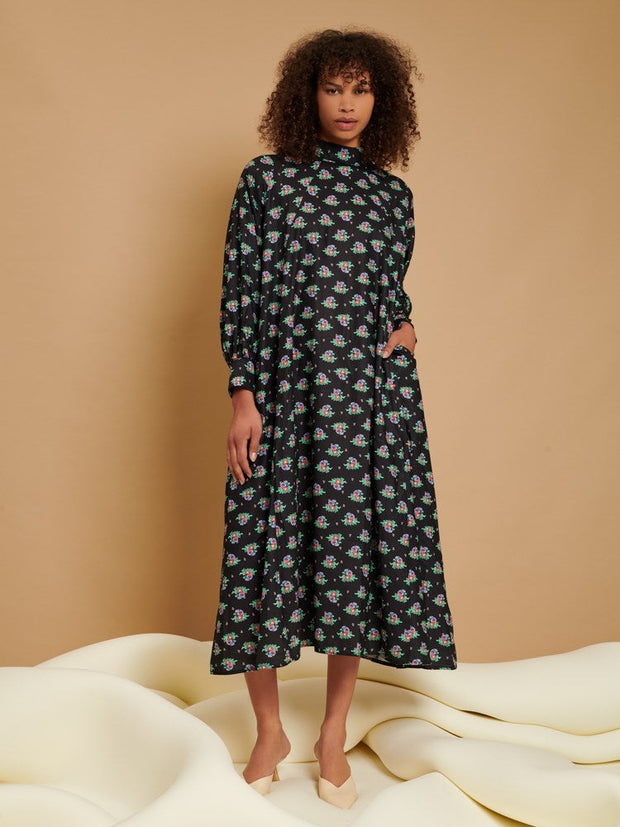 <b>Ghospell</b> Lois Floral Maxi Dress