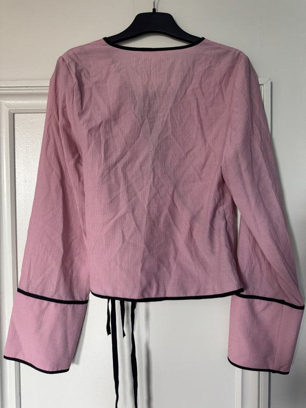 <b> Ghospell </b> Davina Wrap Top